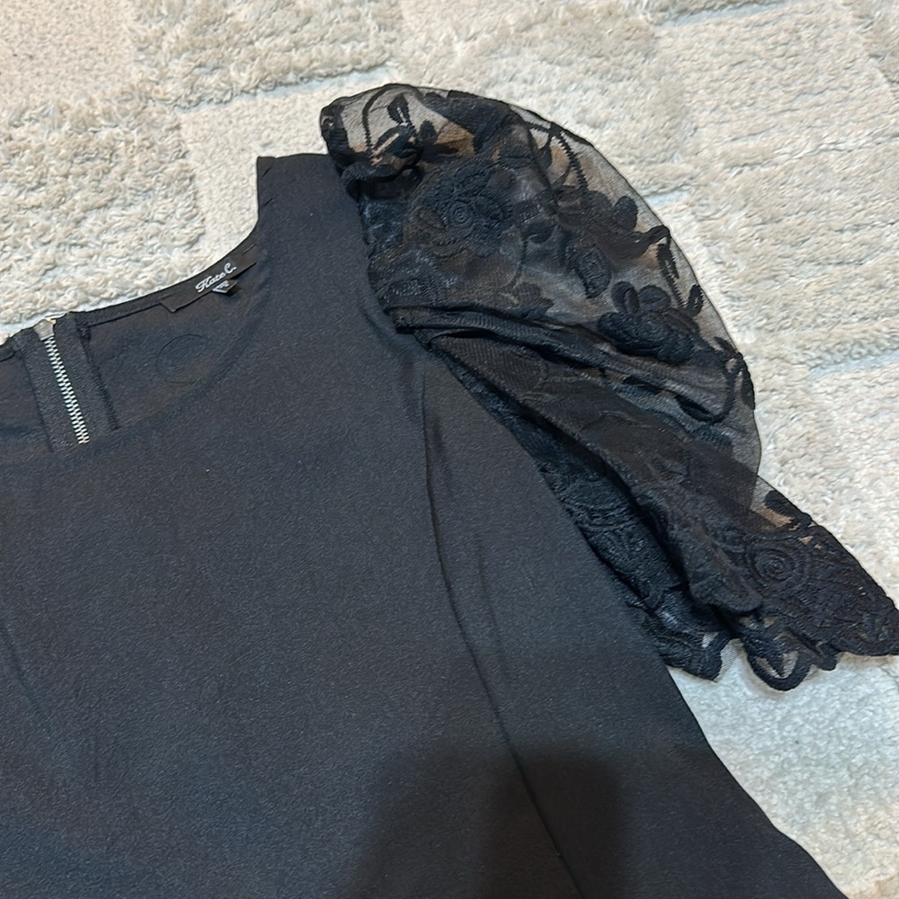 Kate C. womens top - Picture 2 of 5